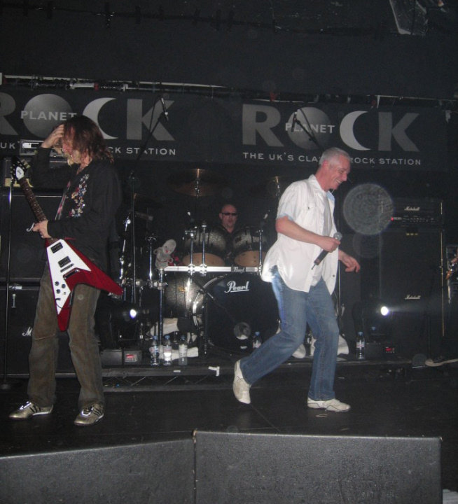 thunder planet rock xmas party 2006 102
